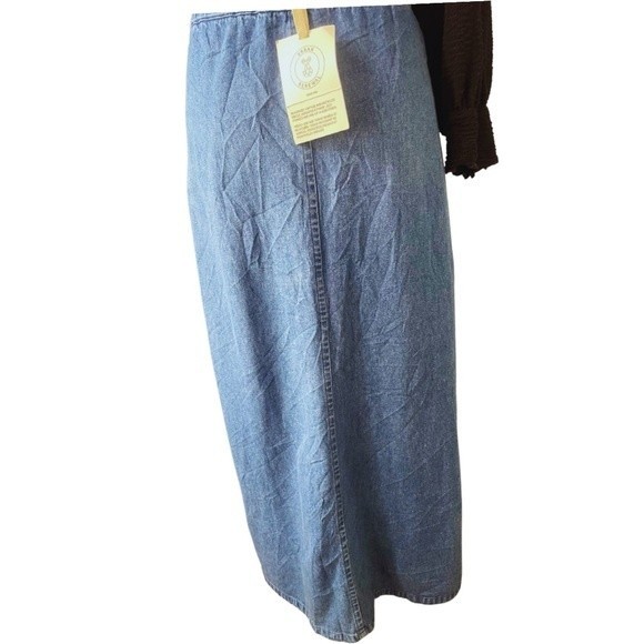 Urban Renewal Upcycle Maxi Denim Pleated Skirt Woman 12 - Picture 2 of 7